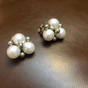 Gorgeous Vintage Clip on Earrings